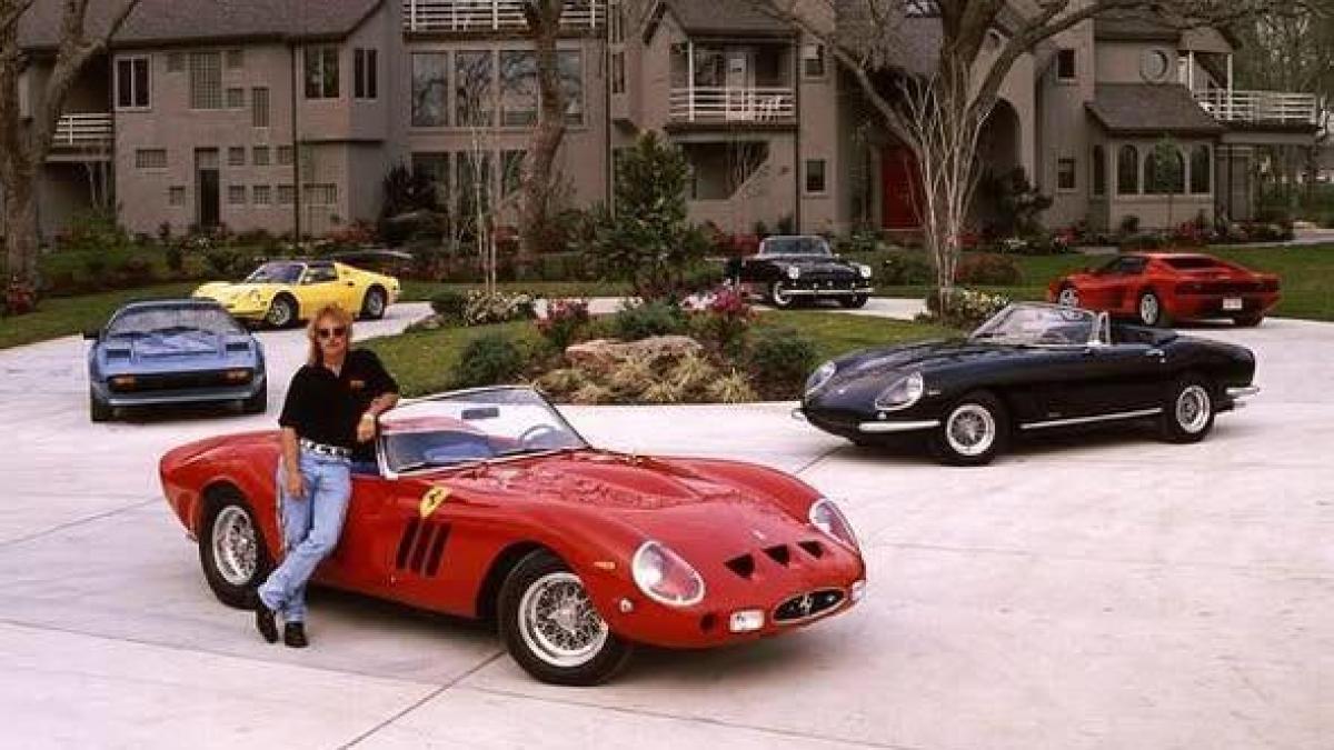 Una Ferrari 250 Gto spider nella collezione di Frank Beard: addio al batterista degli ZZ Top