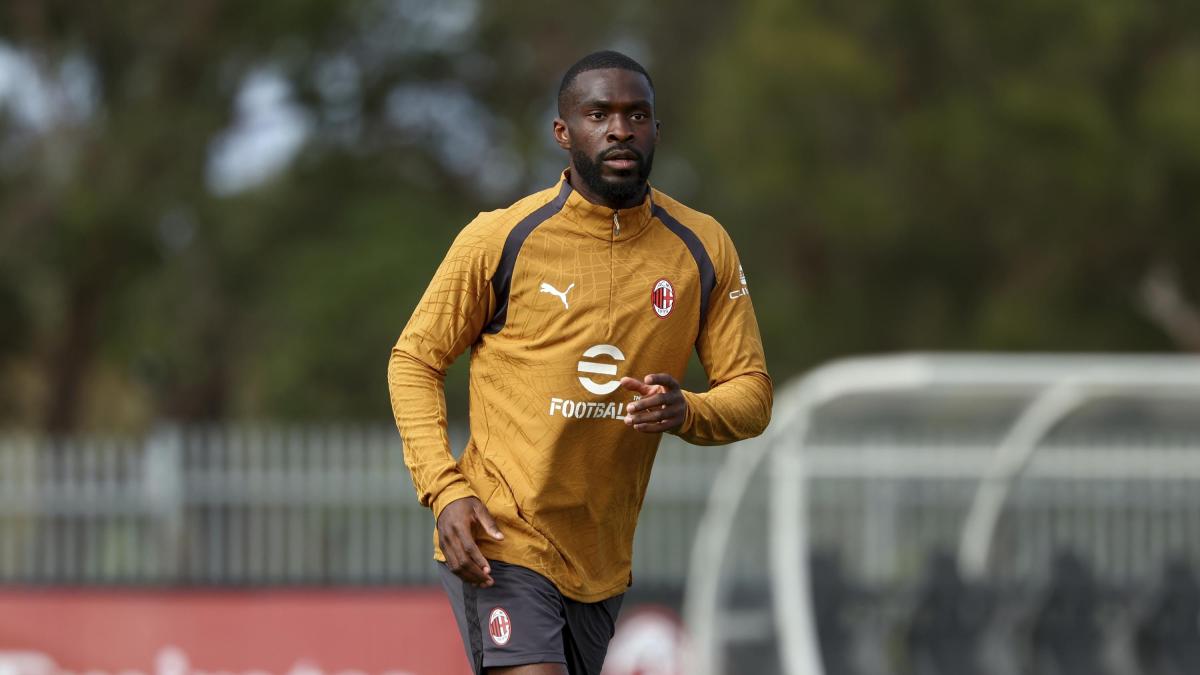 milan niente ritorno in premier per tomori amorim gli comunica il reintegro in squadra da Gazzetta.it milan niente ritorno in premier per tomori amorim gli comunica il reintegro in squadra