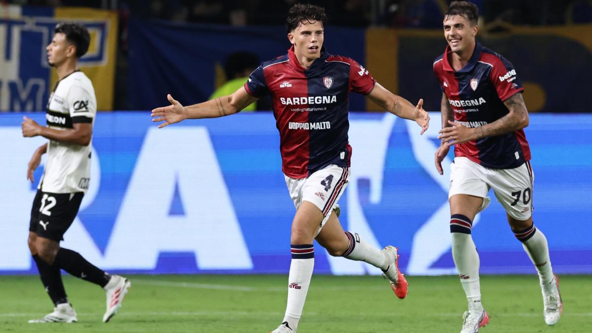Romano, benvenuto in Serie A! Capolavoro del 20enne, il Cagliari sbanca Parma