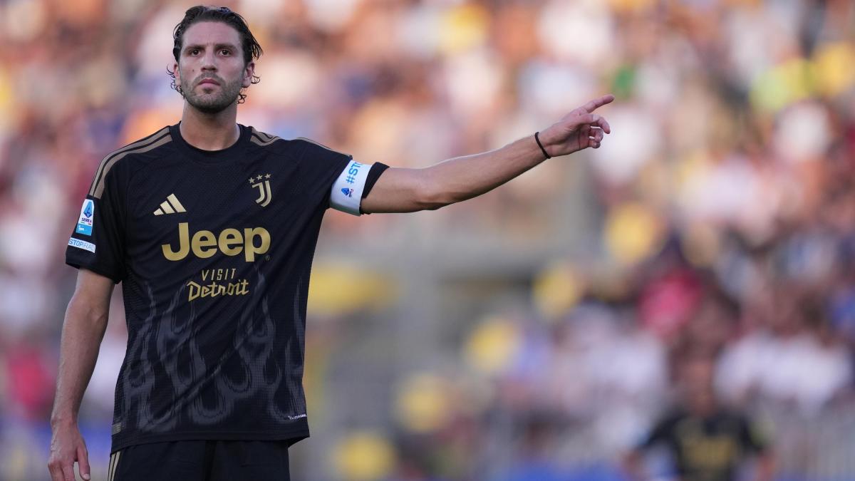 giocatori e allenatori ammoniti o espulsi nella 2170 giornata i malus al fantacampionato