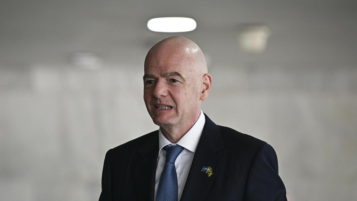 fifa l italia ritira il sostegno alla candidatura di infantino la figc a fianco della uefa