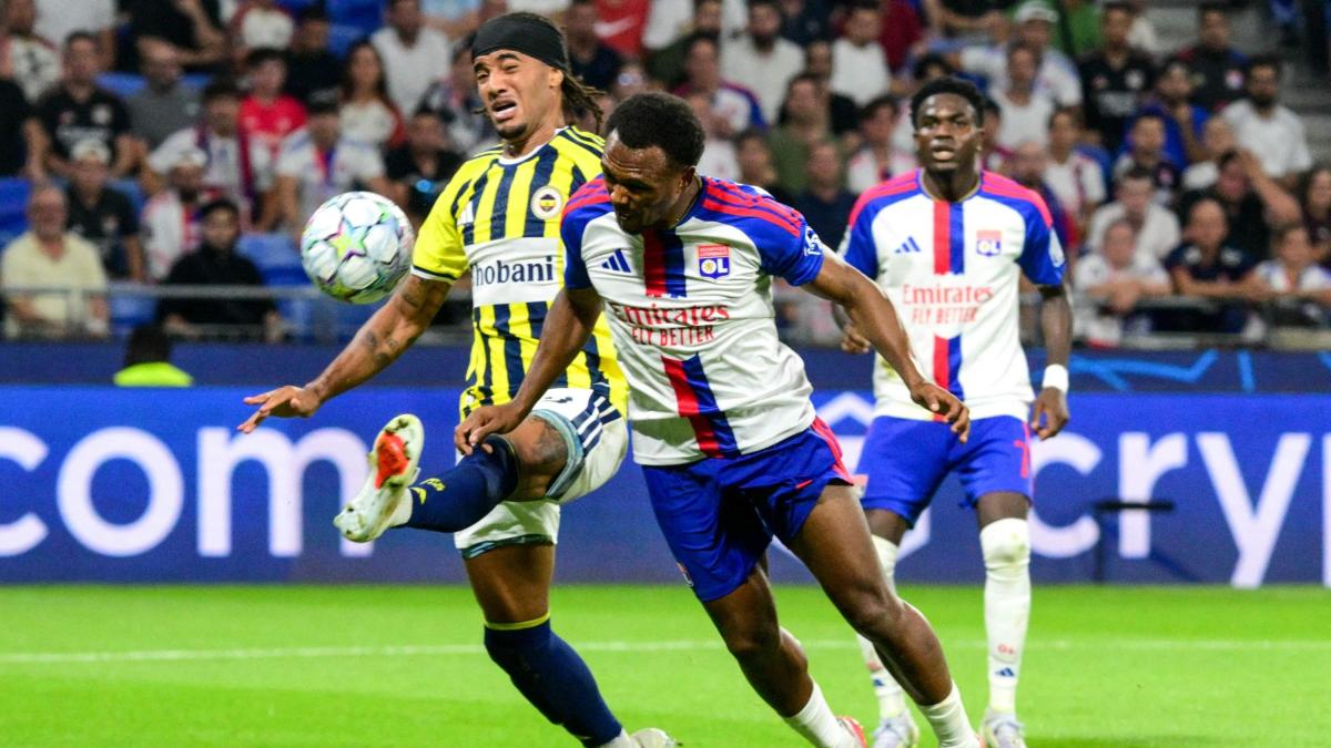 dal lione all olympiakos con milan e juve ecco le 24 squadre gi224 qualificate all europa league da Gazzetta.it dal lione all olympiakos con milan e juve ecco le 24 squadre gi224 qualificate all europa league