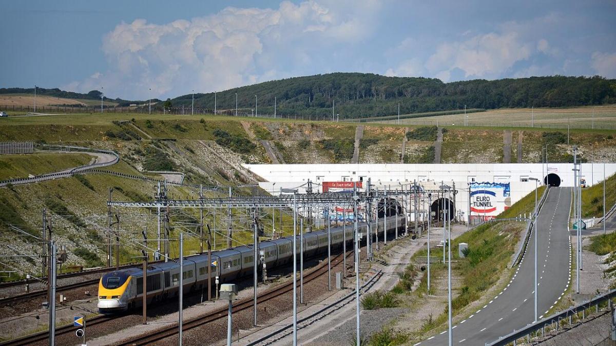 alta velocit224 trenitalia punta al tunnel della manica italo alla germania da Gazzetta.it alta velocit224 trenitalia punta al tunnel della manica italo alla germania