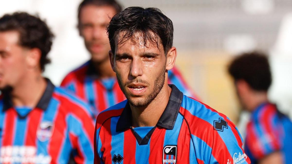 catania altro tonfo in casa vince la scafatese sorrento a punteggio pieno spezia in vetta da Gazzetta.it catania altro tonfo in casa vince la scafatese sorrento a punteggio pieno spezia in vetta