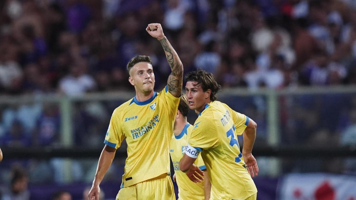 fiorentina frosinone le pagelle incubo dragusin 4 raimondo doppietta da 75 da Gazzetta.it fiorentina frosinone le pagelle incubo dragusin 4 raimondo doppietta da 75