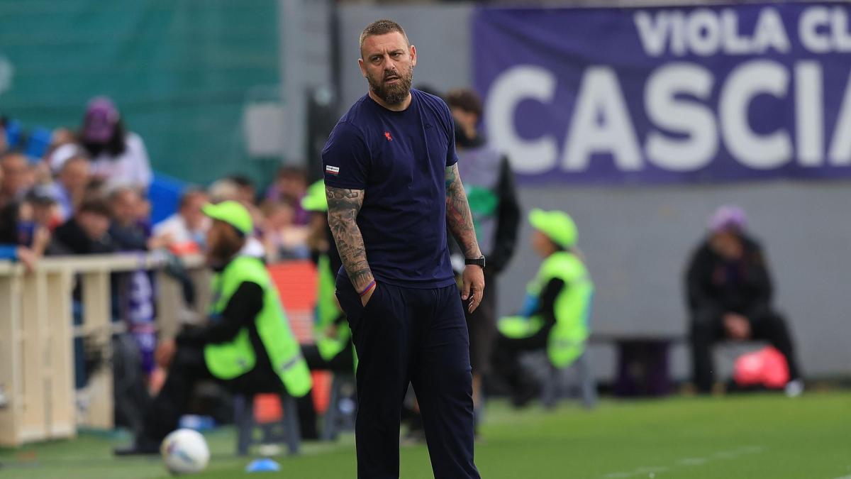de rossi e le mani in tasca in panchina non bisogna per forza sbraitare da Gazzetta.it de rossi e le mani in tasca in panchina non bisogna per forza sbraitare