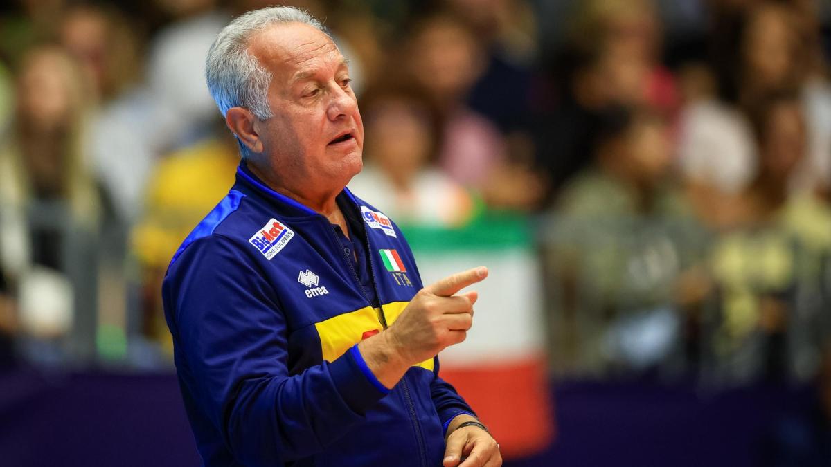 velasco sfida la polonia non ascoltiamo le voci da fuori neanche quelle delle mamme da Gazzetta.it velasco sfida la polonia non ascoltiamo le voci da fuori neanche quelle delle mamme