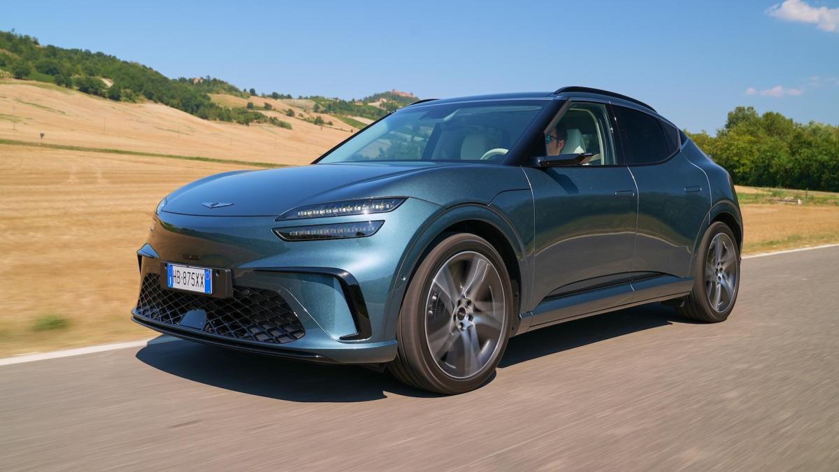 genesis gv60 il test completo del crossover elegante e prestazionale da Gazzetta.it genesis gv60 il test completo del crossover elegante e prestazionale