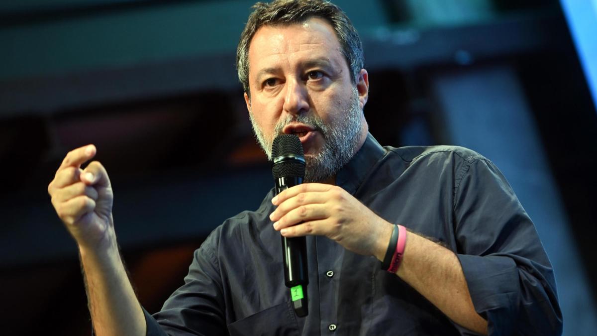 stop auto diesel euro 5 salvini chiede la proroga 500mila cittadini rischiano di restare a piedi da Gazzetta.it stop auto diesel euro 5 salvini chiede la proroga 500mila cittadini rischiano di restare a piedi