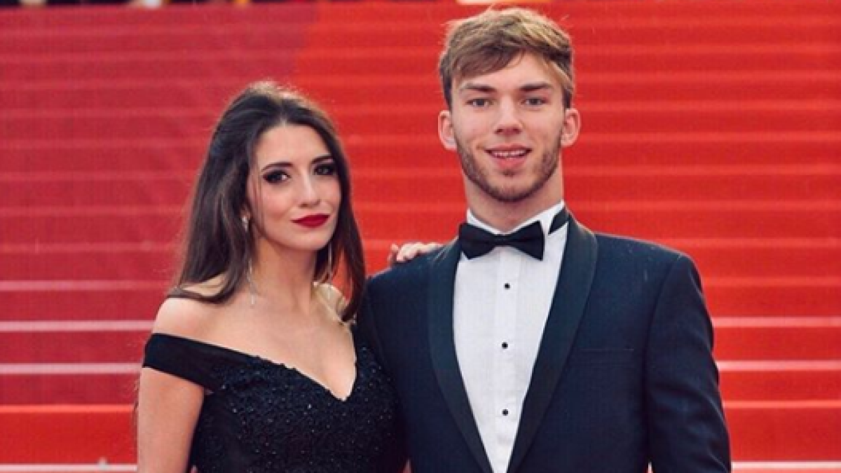 Пьер гасли гонщик. Девушки пьера. Pierre gasly girlfriend. Pierre gasly girlfriend. Пьер огюст ренуар «женщина в саду» (1865—1866, эрмитаж).