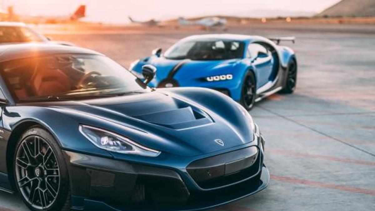 Bugatti, fine di un'era: Porsche cede le quote e il gruppo Volkswagen lascia il timone a Rimac