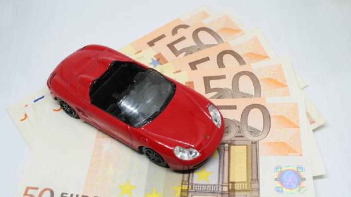Assicurazione RC auto, quanto mi costi? In media 419 euro (289 per moto e scooter) Assicurazione RC auto, quanto mi costi? In media 419 euro (289 per moto e scooter)