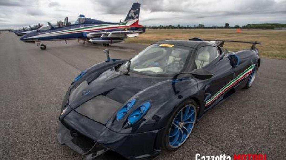 AERONAUTICA MILITARE E PAGANI PER IL 60° ANNIVERSARIO DELLE FRECCE  TRICOLORE