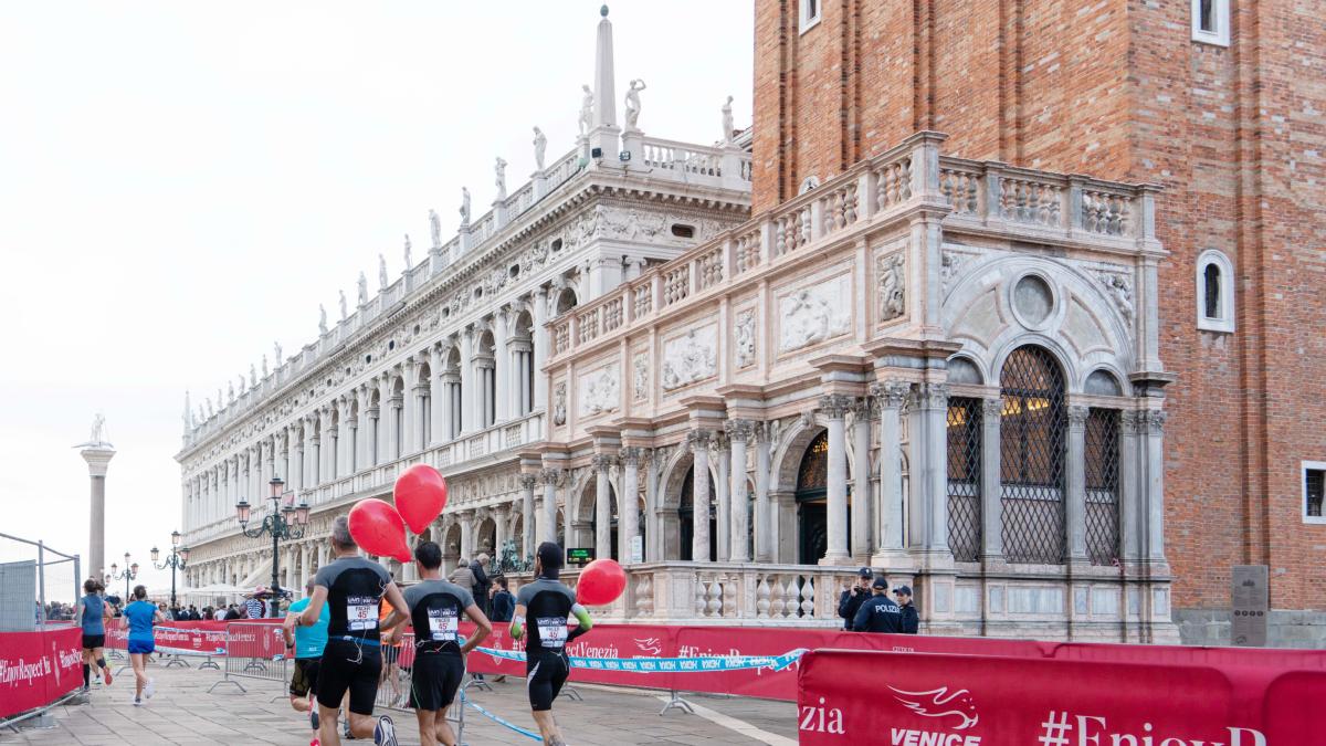 VeniceMarathon 2022: i vincitori della 10 km e il racconto della 