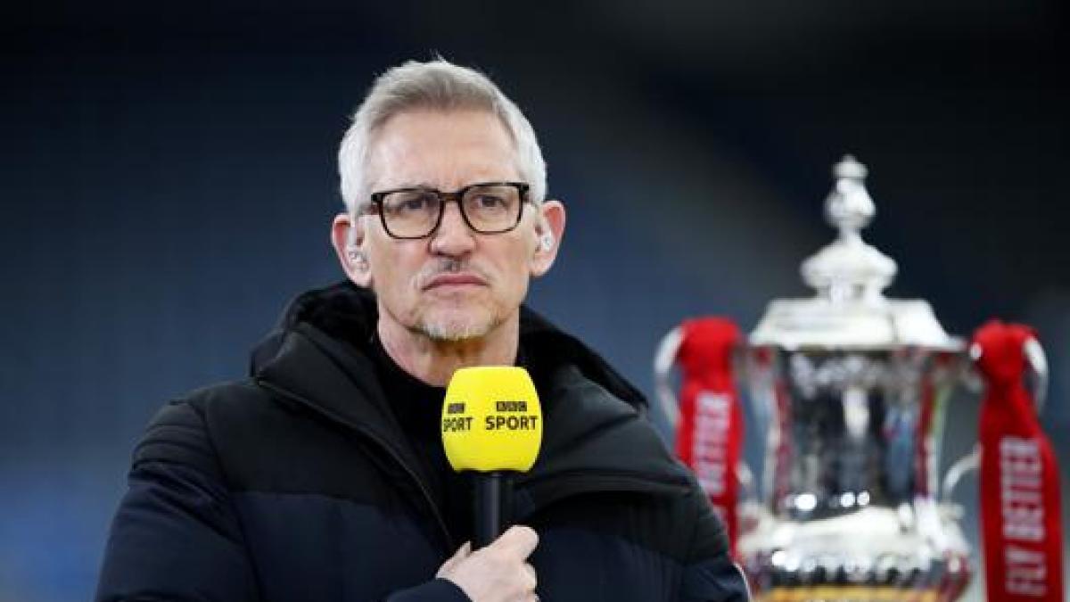 “The Rest is Football”, il podcast di Lineker vale 16 milioni di euro: Netflix sta per comprarlo