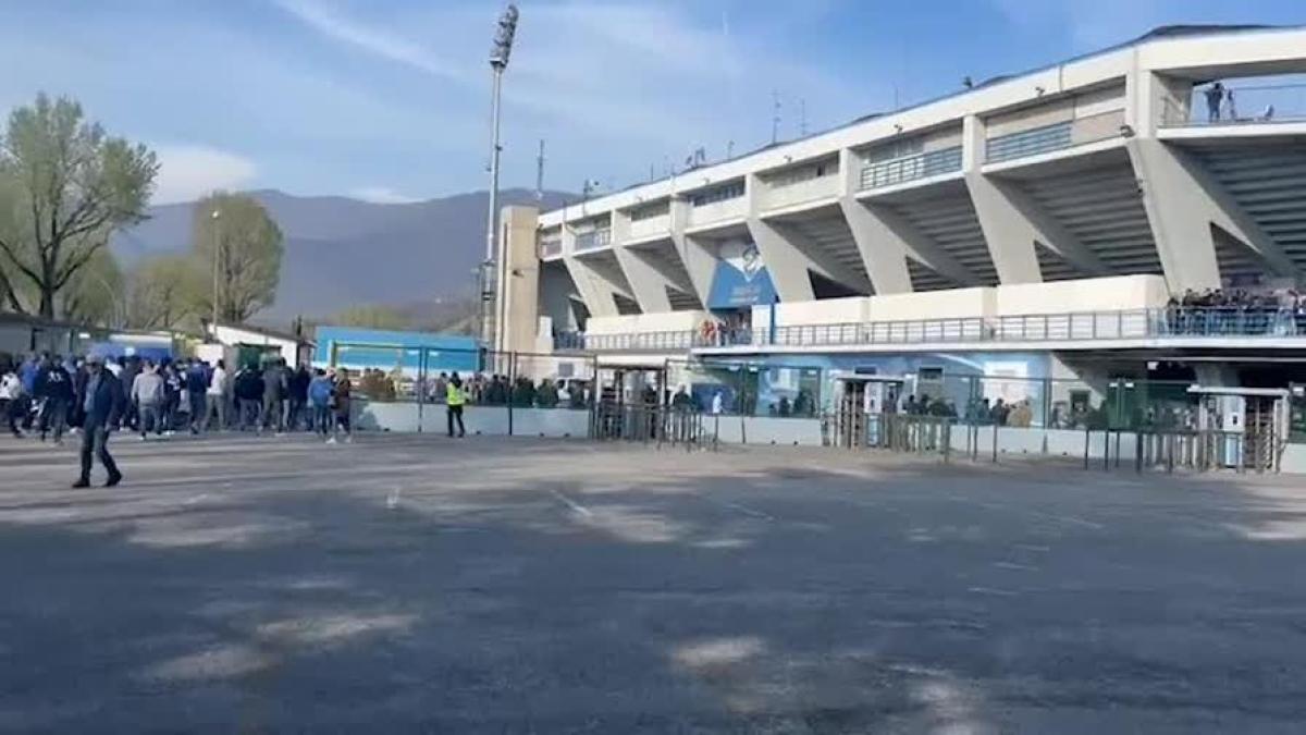 Riciclaggio e reati tributari, Cellino e il Brescia indagati. Sede del club perquisita Riciclaggio e reati tributari, Cellino e il Brescia indagati. Sede del club perquisita