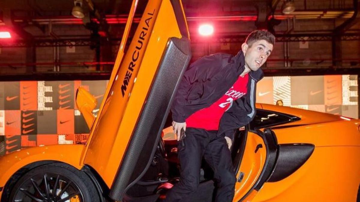 Christian Pulisic, le sue auto: dalla McLaren alla Mustang 