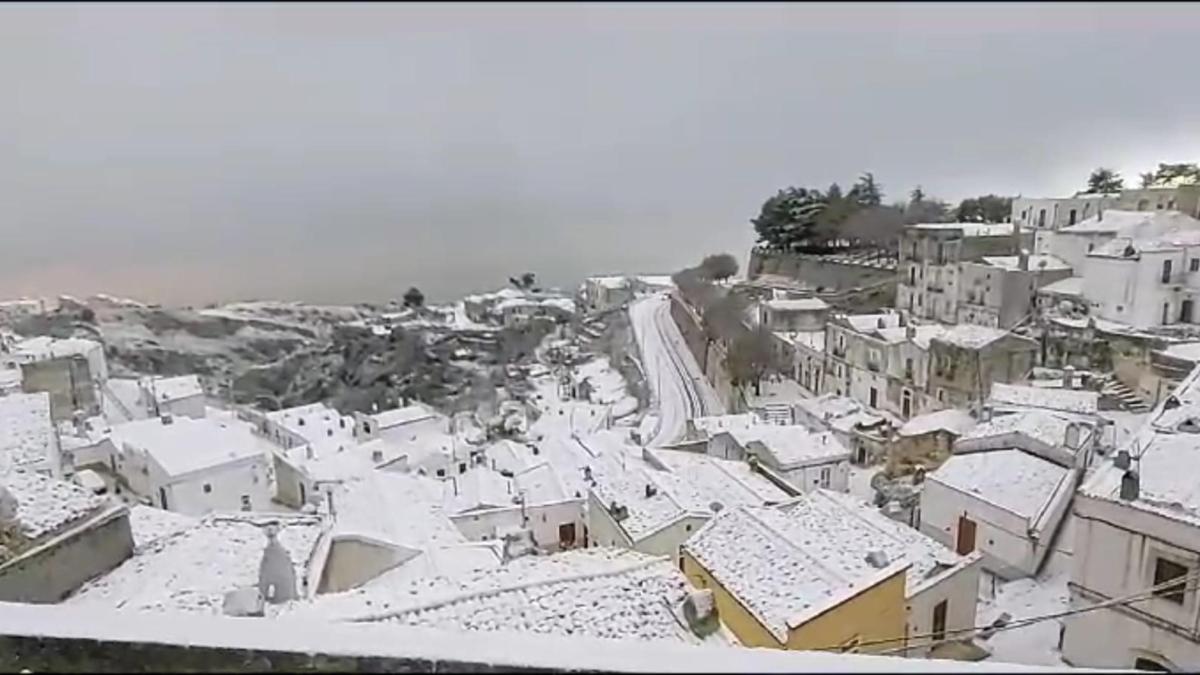 Neve in Puglia, imbiancati Gargano, monti Dauni e Barese Gazzetta.it