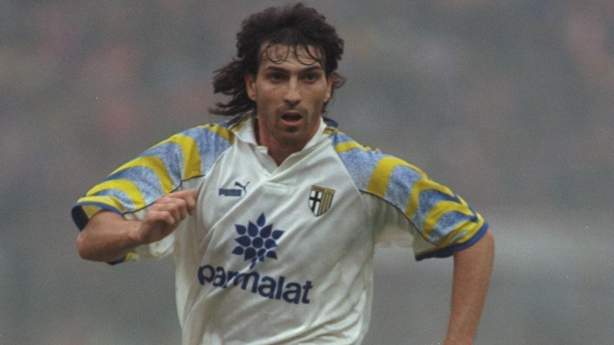 Melli: "Dissi ad Ancelotti: spero che ti esonerino. Boskov non si ricordava dove abitava" Melli: "Dissi ad Ancelotti: spero che ti esonerino. Boskov non si ricordava dove abitava"