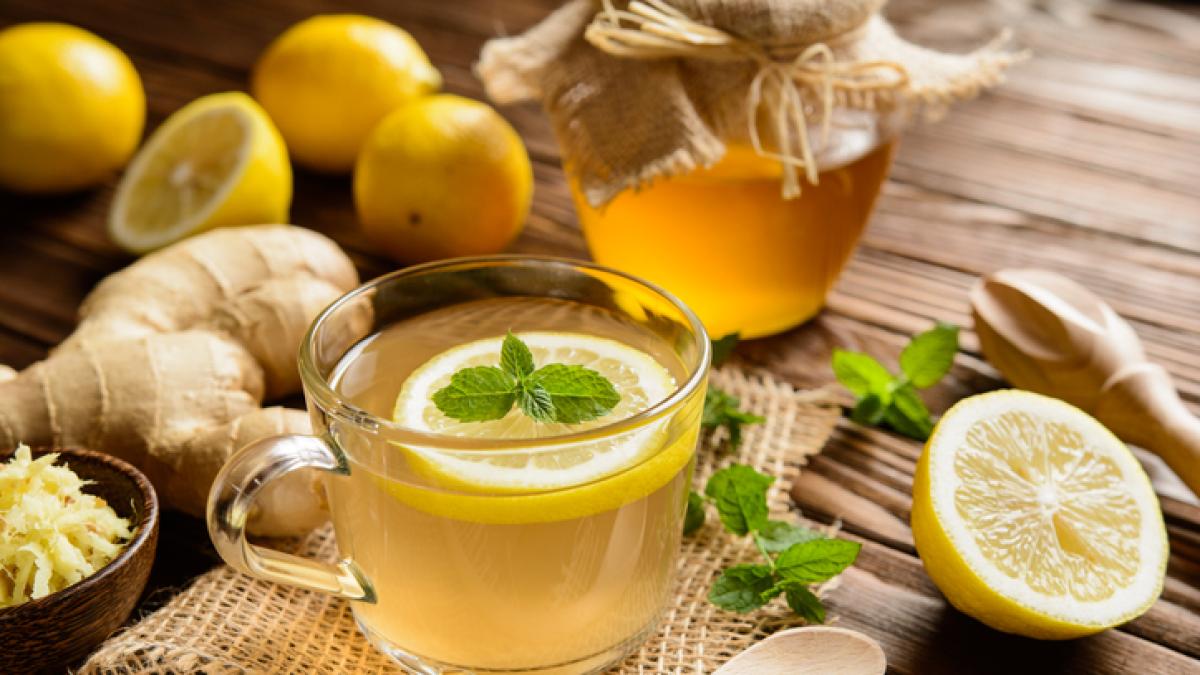 Tisane fai da te con spezie e frutta: gusto e benessere in una tazza Tisane fai da te con spezie e frutta: gusto e benessere in una tazza