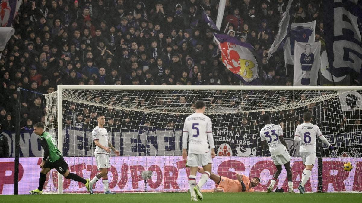 Sassuolo-Fiorentina 1-0: Gol Di Pinamonti | Gazzetta.it