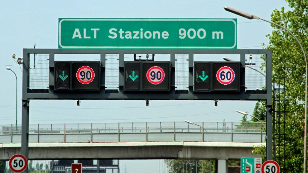Aumento pedaggi autostrade dal 1° agosto, è polemica Aumento pedaggi autostrade dal 1° agosto, è polemica