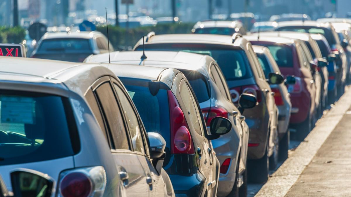 auto sempre pi249 grandi ma i parcheggi sono gli stessi da 25 anni ecco perch233 da Gazzetta.it auto sempre pi249 grandi ma i parcheggi sono gli stessi da 25 anni ecco perch233