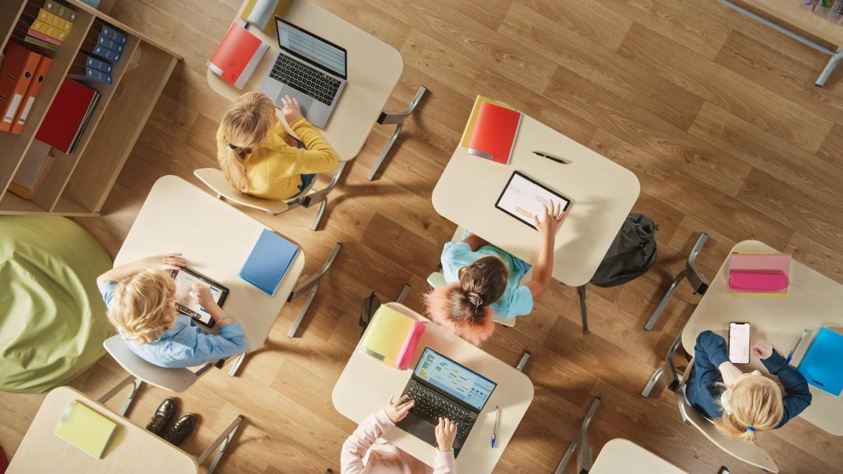 Calendario scolastico 2025/2026, tutte le festività e i ponti dell