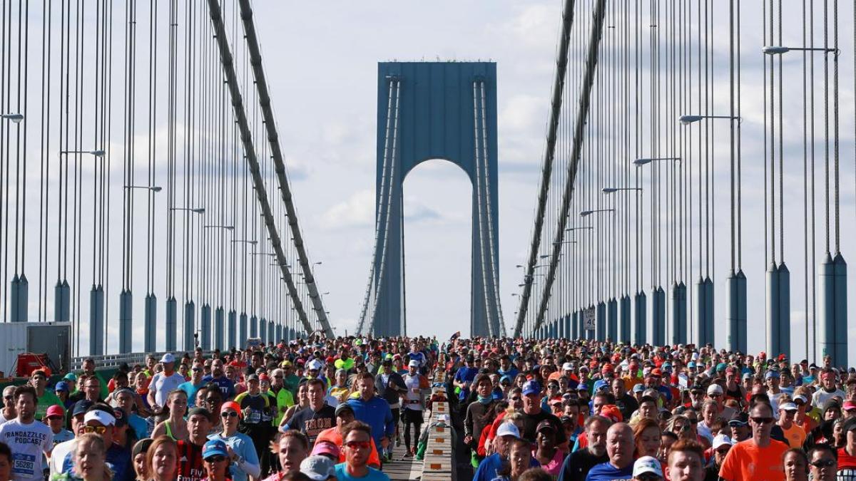 Leggenda Kipchoge. Debutta alla maratona di New York e chiude la carriera Leggenda Kipchoge. Debutta alla maratona di New York e chiude la carriera