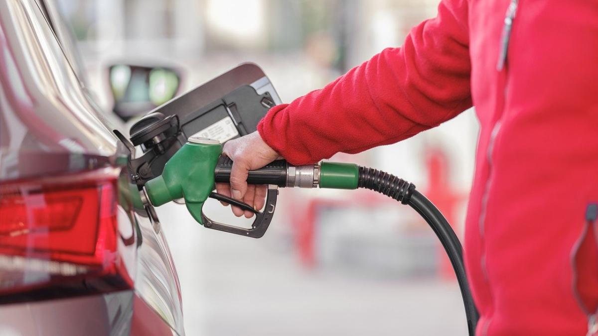carburanti l andamento dei prezzi di benzina e gasolio nel 2025