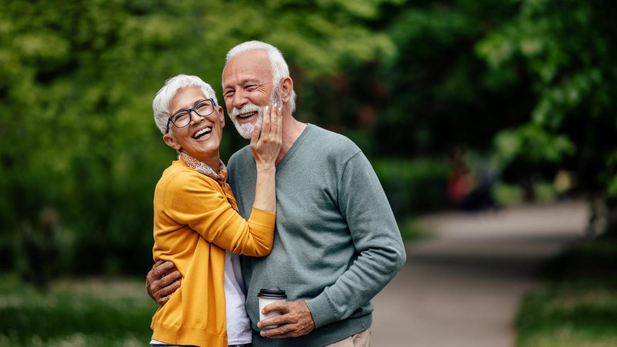 Vuoi un cervello giovane anche tra i 40 e i 70 anni? Ecco 8 regole d'oro