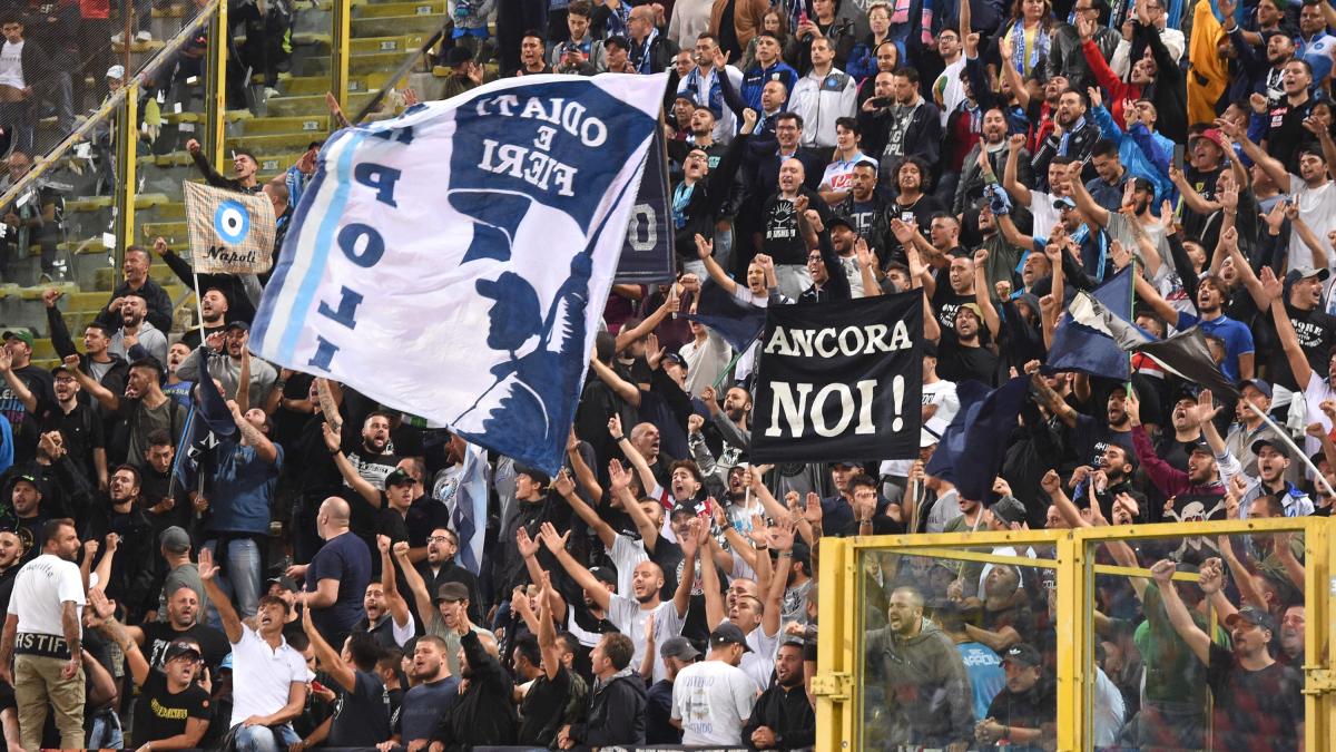 La Questura di Lecce blocca l'entusiasmo dei tifosi del Napoli: "Centinaia di biglietti irregolari"