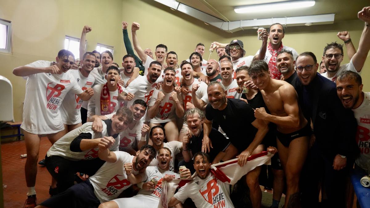 Difesa affidabile e le prodezze di bomber Bortolussi: la cavalcata trionfale del Padova