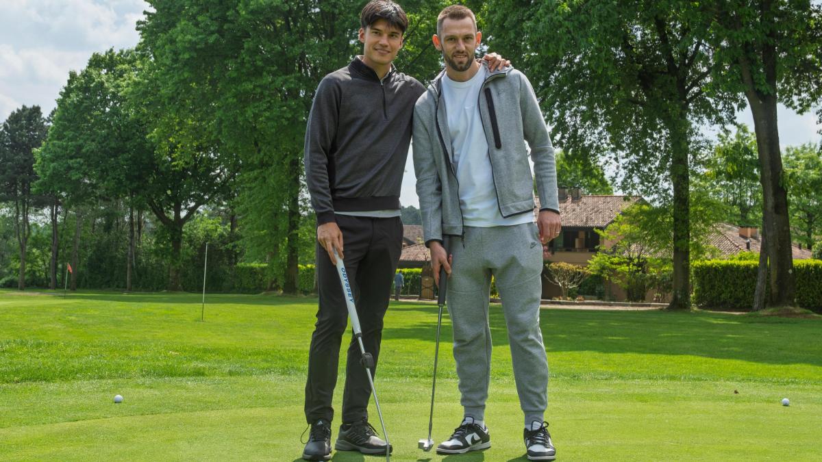 Dalla finale in Champions alla palla in buca: De Vrij e Correa sul green della Pinetina