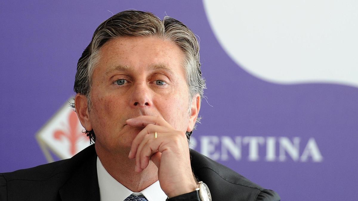 Furia Fiorentina. Pradè: "Arbitraggio grottesco". Pioli: "Così si invitano i giocatori a simulare" Furia Fiorentina. Pradè: "Arbitraggio grottesco". Pioli: "Così si invitano i giocatori a simulare"