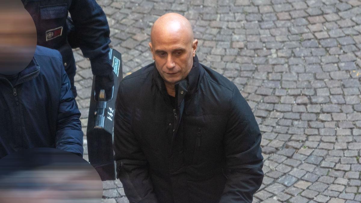 Ultras, chiesti 4 anni e 10 mesi per l'ex bodyguard di Fedez. E il Milan vuole 458 mila euro di danni