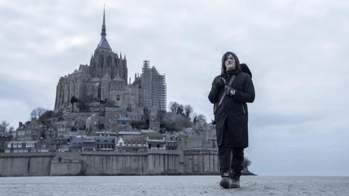 the walking dead daryl dixon le due stagioni al via oggi su sky e now