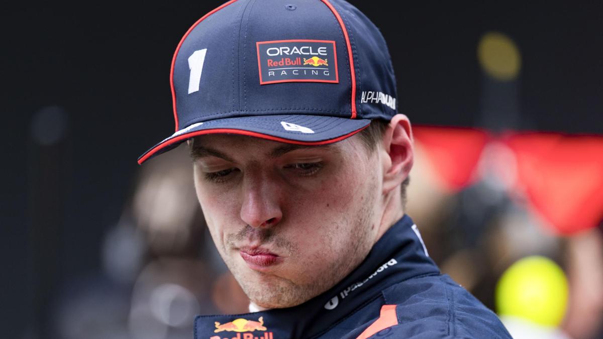 Verstappen e il dietrofront dopo il contatto con Russell: "Non dovevo fare quella manovra" Verstappen e il dietrofront dopo il contatto con Russell: "Non dovevo fare quella manovra"