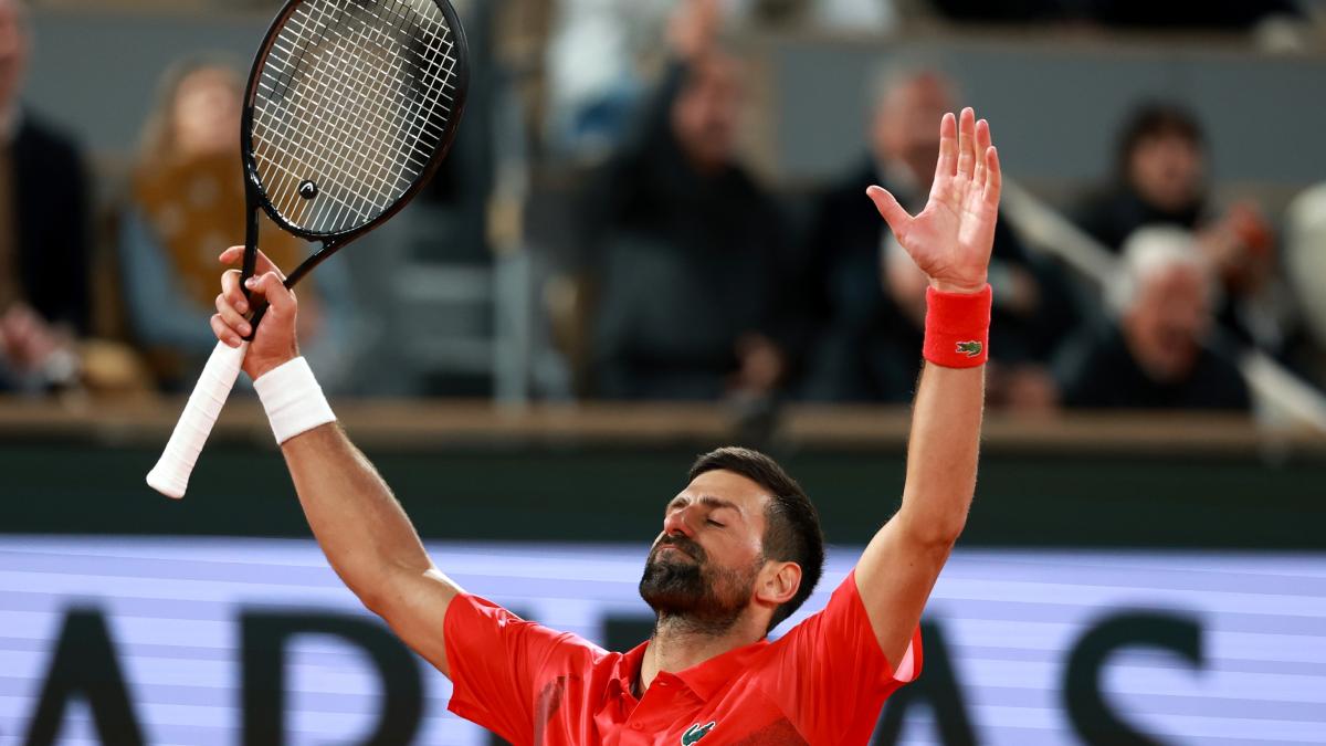 Un super Djokovic si regala Sinner in semifinale: Zverev battuto in 4 set