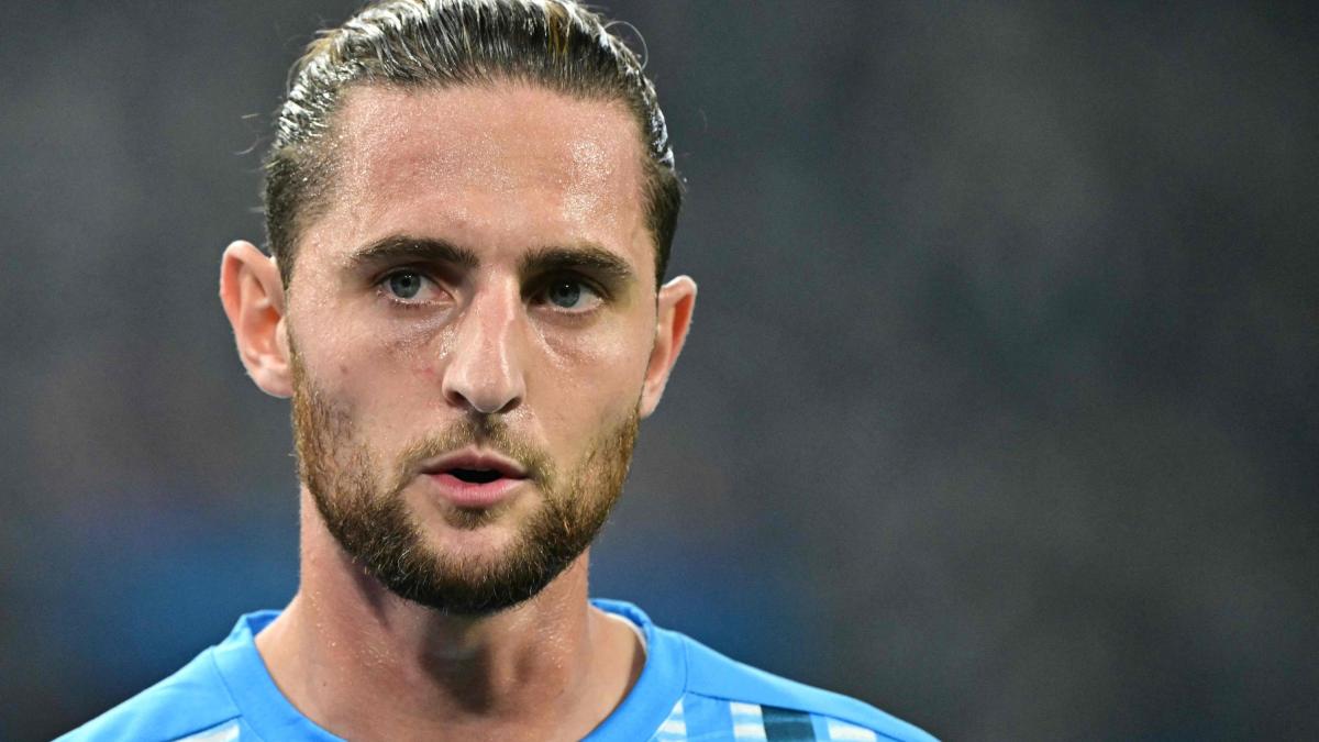 Rabiot vince la causa col Psg: risarcimento da 1,3 milioni. Giocatore equiparato a lavoratore a tempo indeterminato Rabiot vince la causa col Psg: risarcimento da 1,3 milioni. Giocatore equiparato a lavoratore a tempo indeterminato