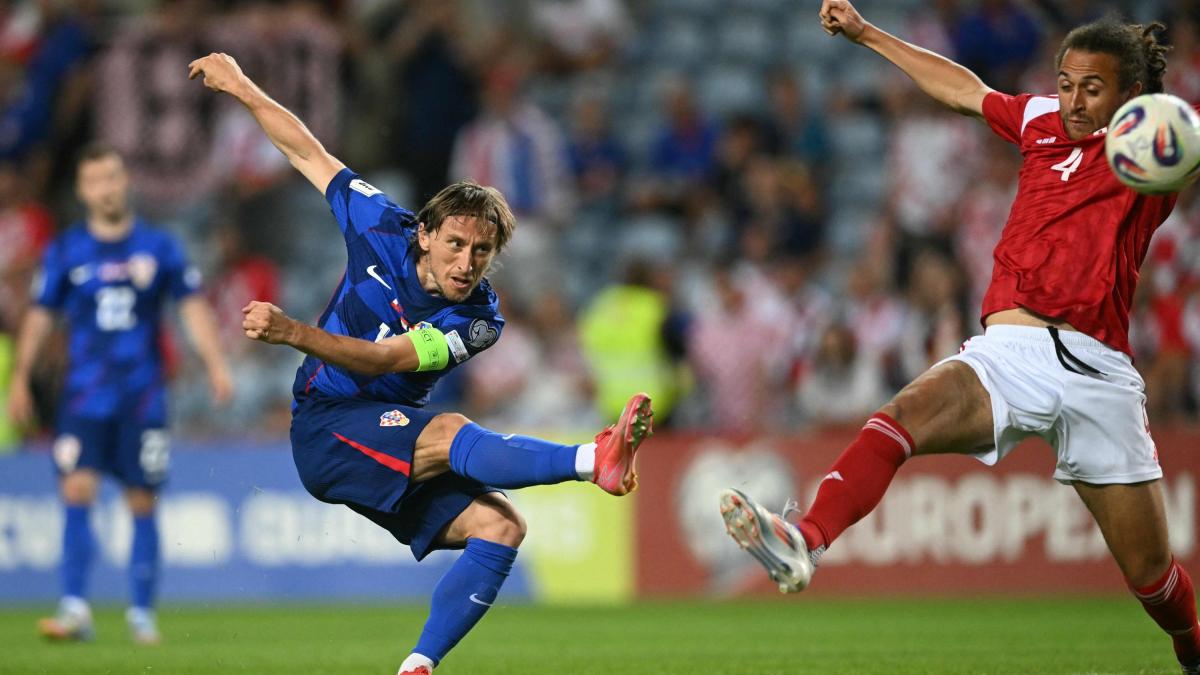 Modric sul Milan: "Ci sono stati contatti, non so quando deciderò". Ma quel sorriso... Modric sul Milan: "Ci sono stati contatti, non so quando deciderò". Ma quel sorriso...