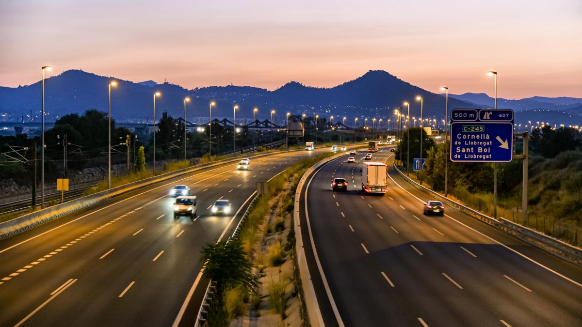 Guidare in Spagna: pedaggi, limiti di velocità, alcol. Tutte le informazioni Guidare in Spagna: pedaggi, limiti di velocità, alcol. Tutte le informazioni