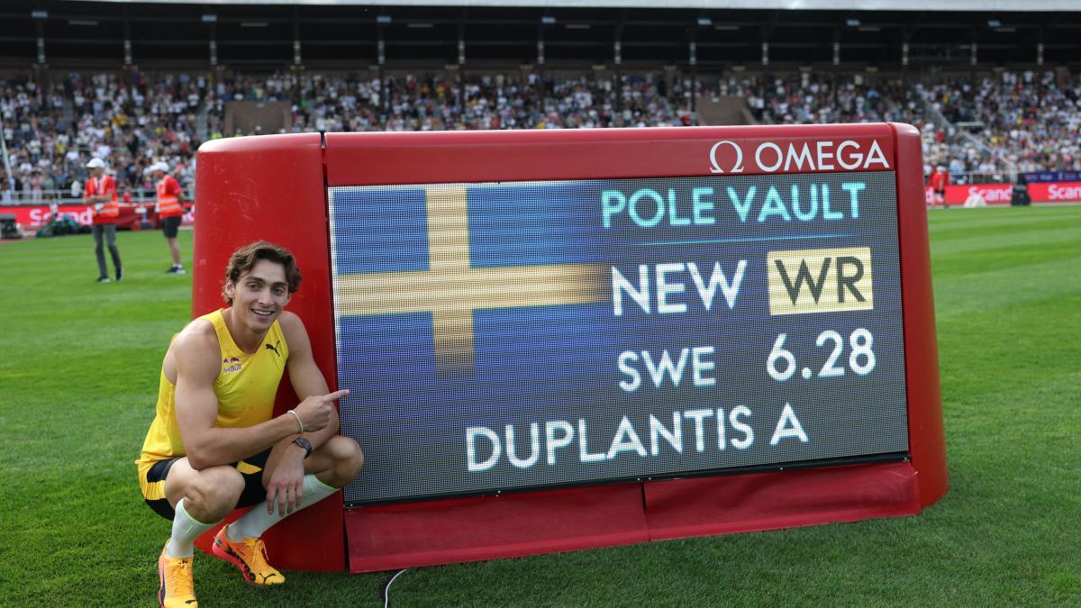 Duplantis, dodicesimo record: a Stoccolma vola con l Duplantis, dodicesimo record: a Stoccolma vola con l