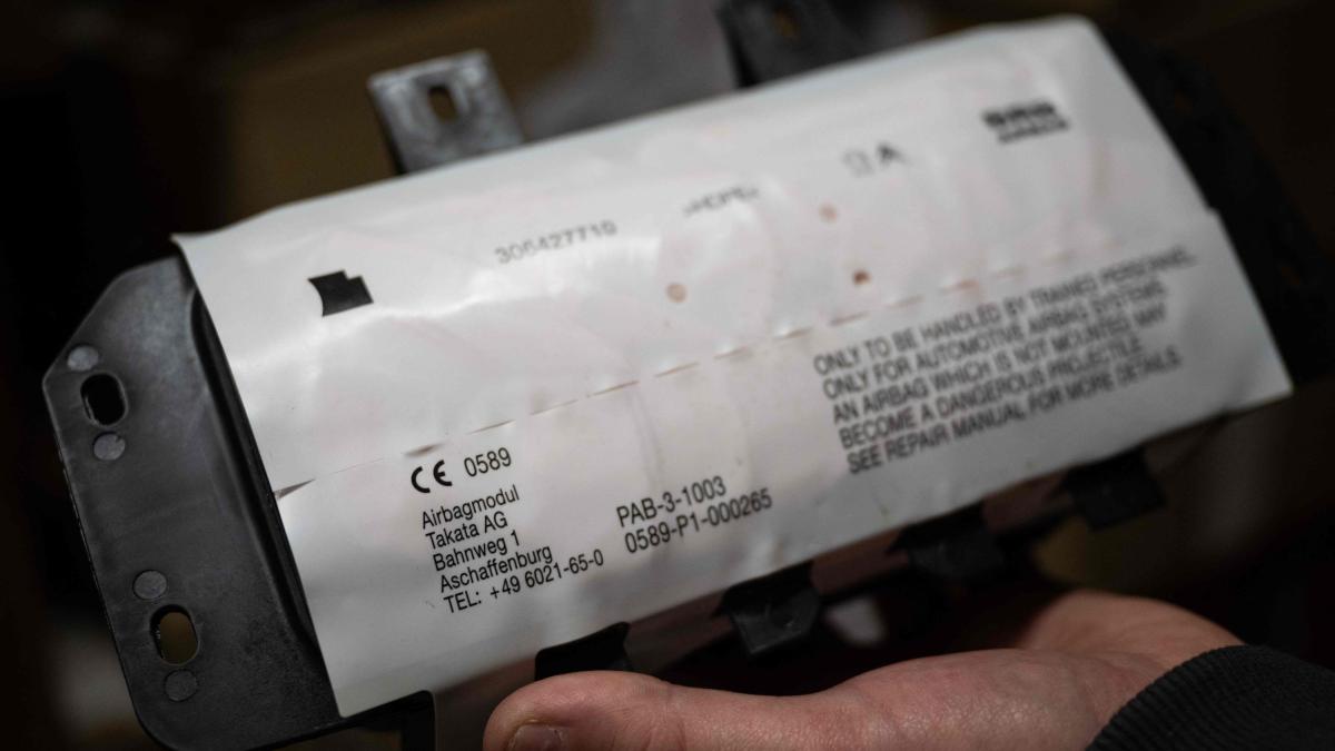 Nuovo incidente mortale, Citroën richiama tutte le C3 e DS3 in Europa con i Takata Nuovo incidente mortale, Citroën richiama tutte le C3 e DS3 in Europa con i Takata
