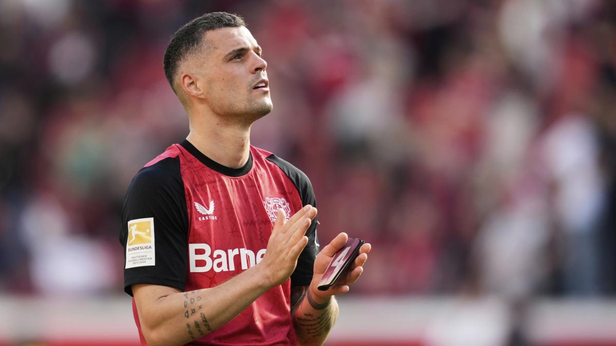 Xhaka in pressing sul Leverkusen: vuole il Milan. E il suo arrivo non escluderebbe Guerra Xhaka in pressing sul Leverkusen: vuole il Milan. E il suo arrivo non escluderebbe Guerra
