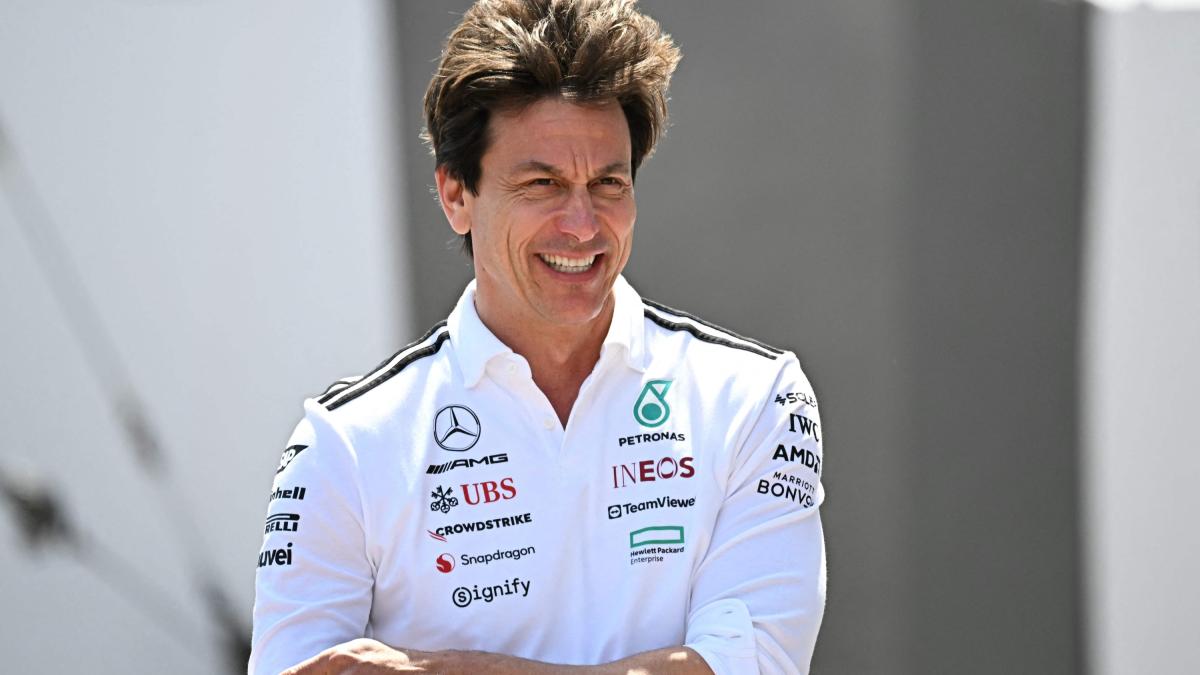 Wolff: “Piano triennale per Antonelli. Hamilton? Ha bisogno di tempo, va forte da metà stagione” Wolff: “Piano triennale per Antonelli. Hamilton? Ha bisogno di tempo, va forte da metà stagione”