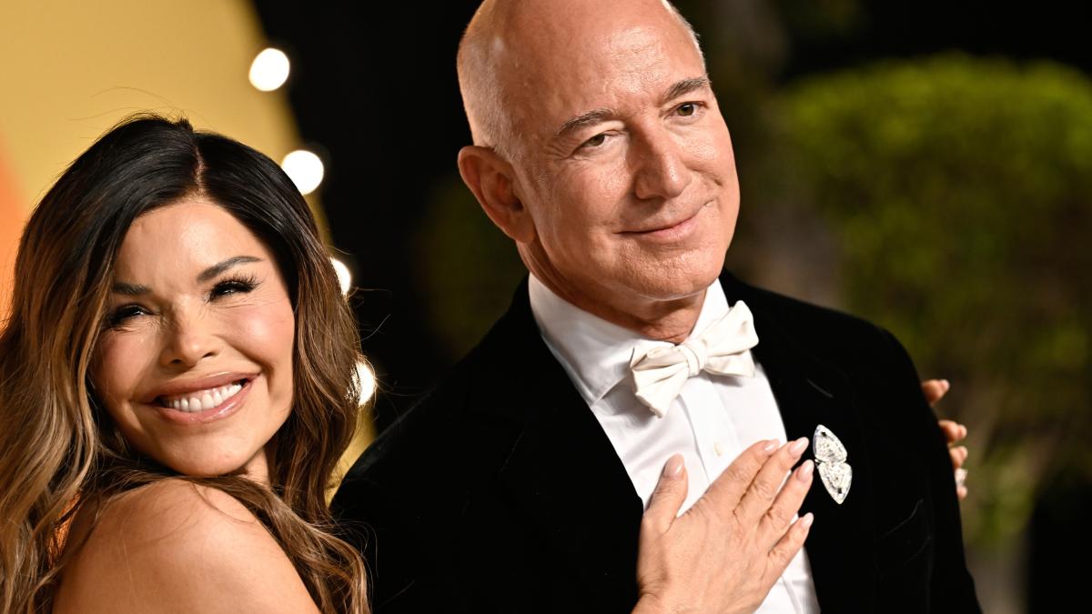 Jeff Bezos e Lauren Sánchez sposi a Venezia: il programma dei 3 giorni Jeff Bezos e Lauren Sánchez sposi a Venezia: il programma dei 3 giorni