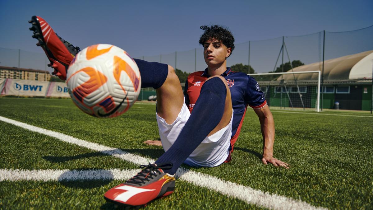 Mastour: "Mi sentivo un supereroe, invece ero una marionetta. Ma la fantasia mi riporterà in alto" Mastour: "Mi sentivo un supereroe, invece ero una marionetta. Ma la fantasia mi riporterà in alto"
