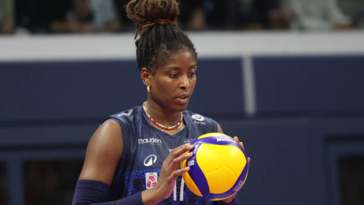 milano perde un altro pezzo dopo orro vicino l addio di myriam sylla