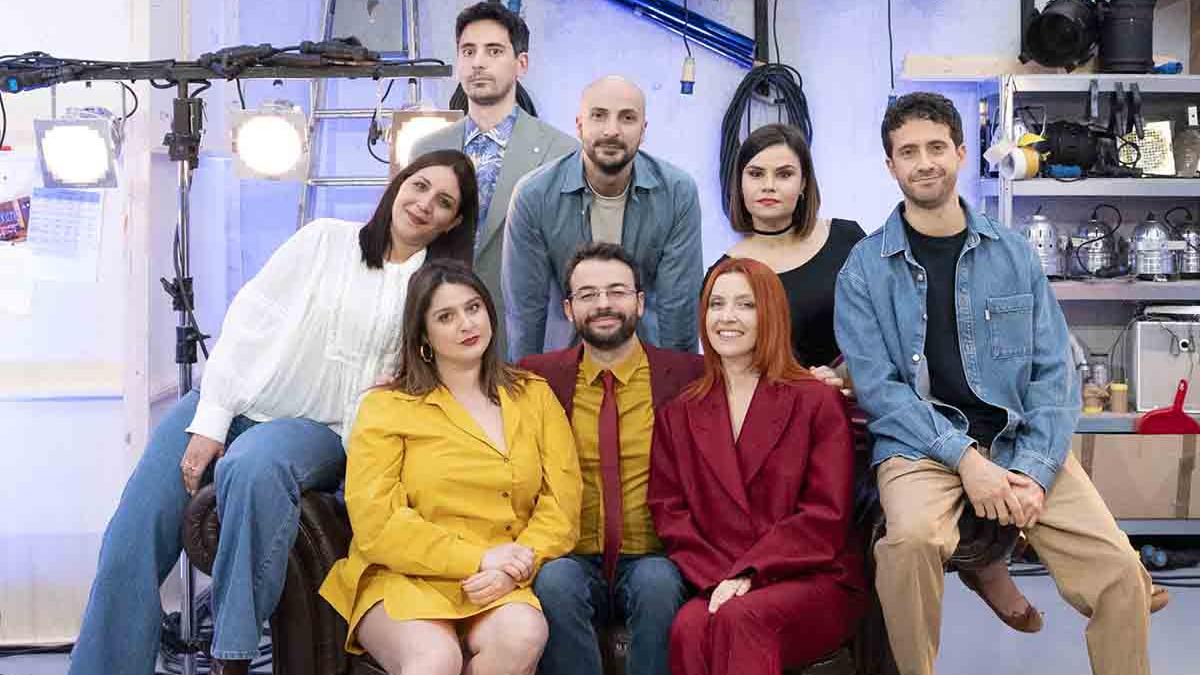 In & Out Niente di serio, oggi 30 giugno ospite Noemi In & Out Niente di serio, oggi 30 giugno ospite Noemi